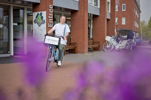 Verpleegkundigen Wijkverpleging De Haven helpen huisartsenpost in de nacht